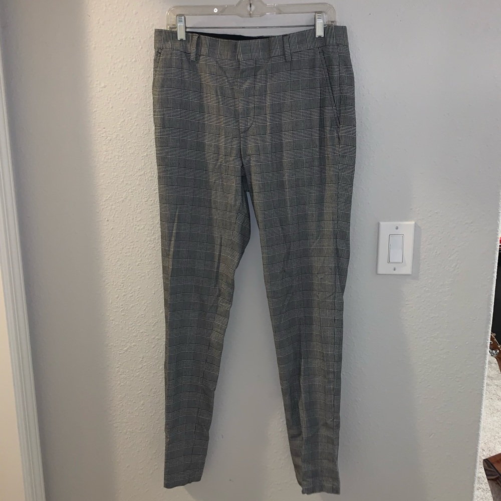 Men’s slim checkered dress pants in grey